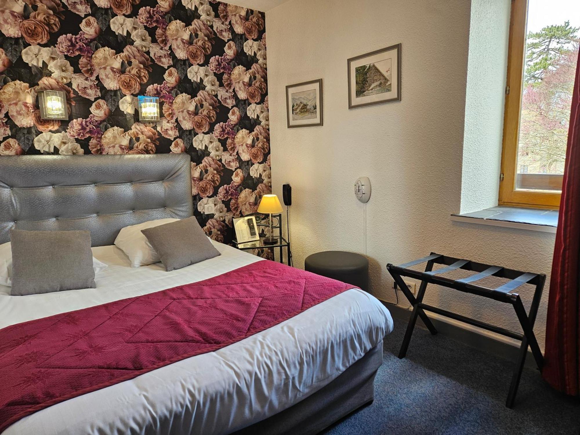 Hotel Le Val D'amby 3*